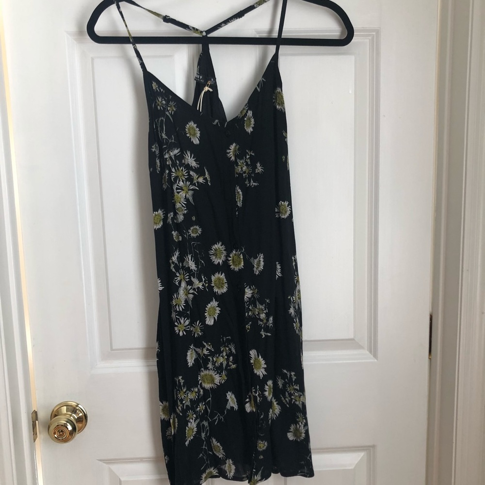 Obey dress